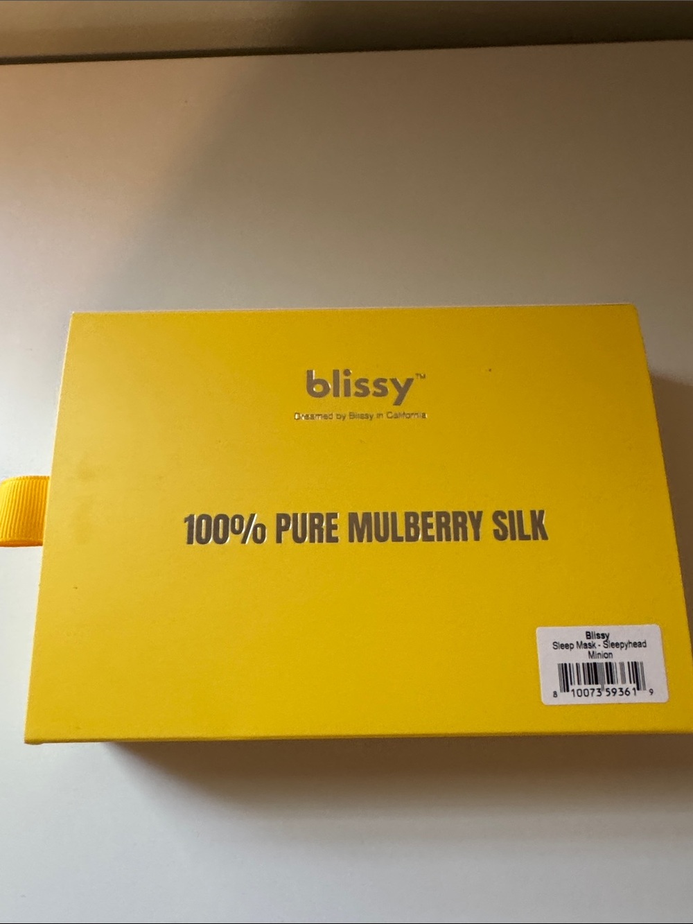 Blissy x Minions Yellow Sleeping Mask - Picture 3 of 3